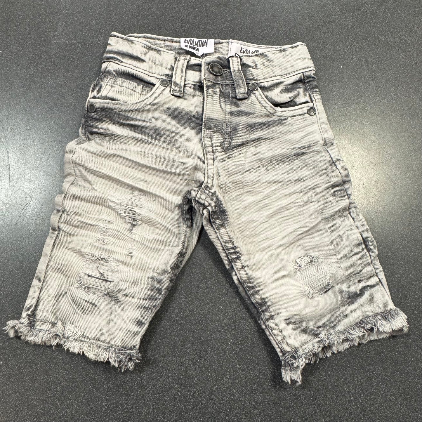 Wild tiger denim shorts