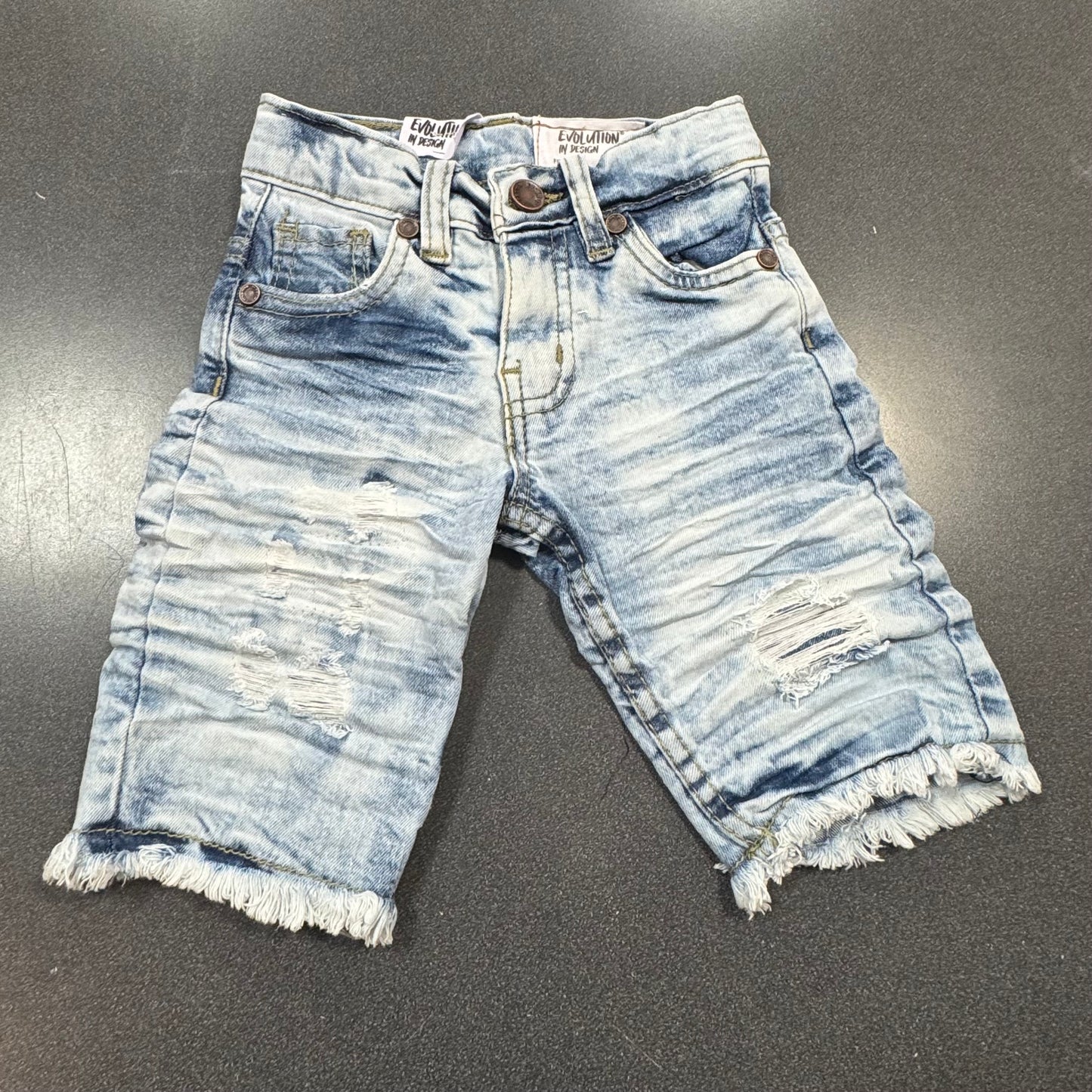 Wild tiger denim shorts