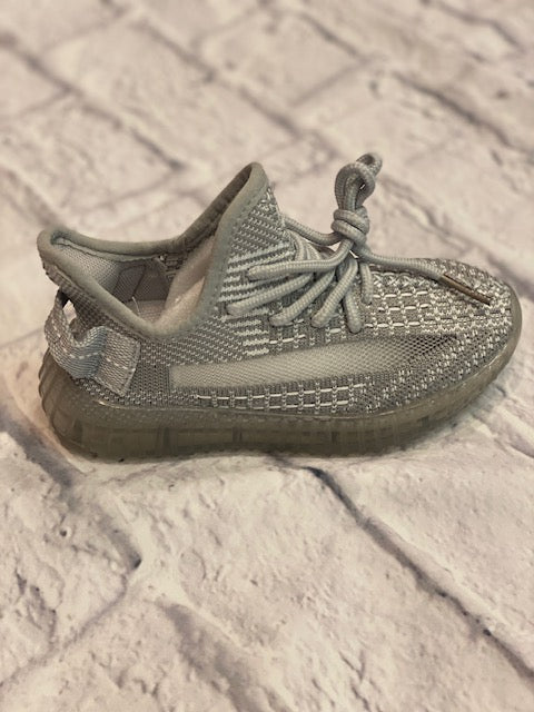 Kids Shoe Gray/Gray