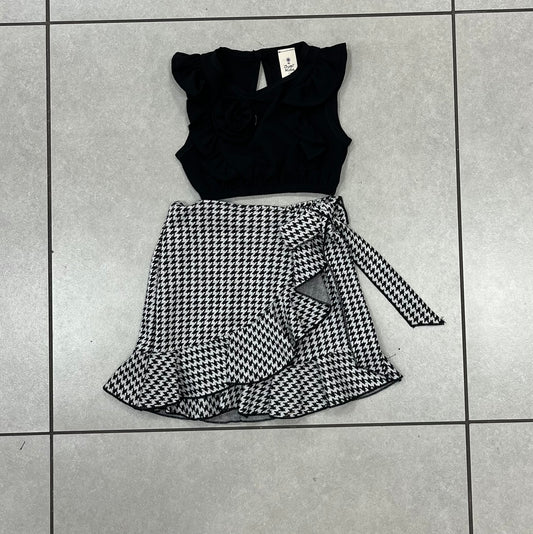 2 piece B/W skirt set