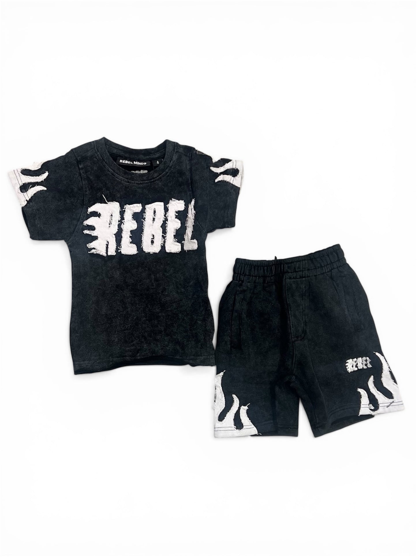Rebel shred flame short set
